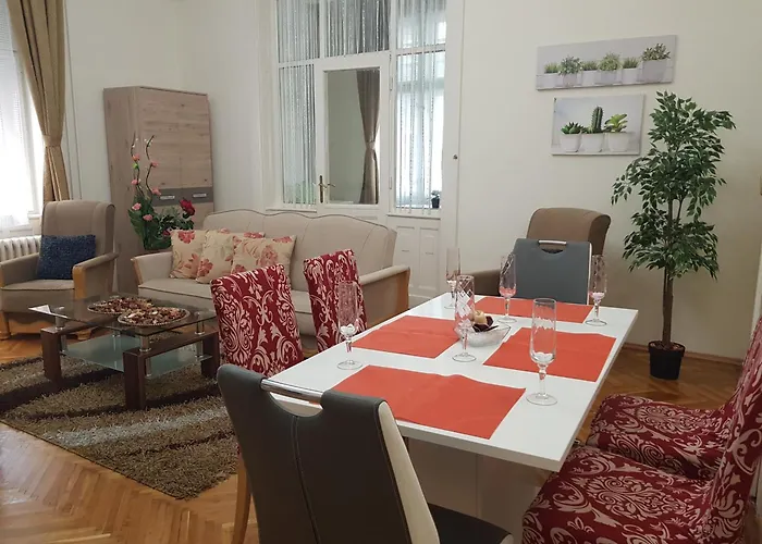 River Center Apartment