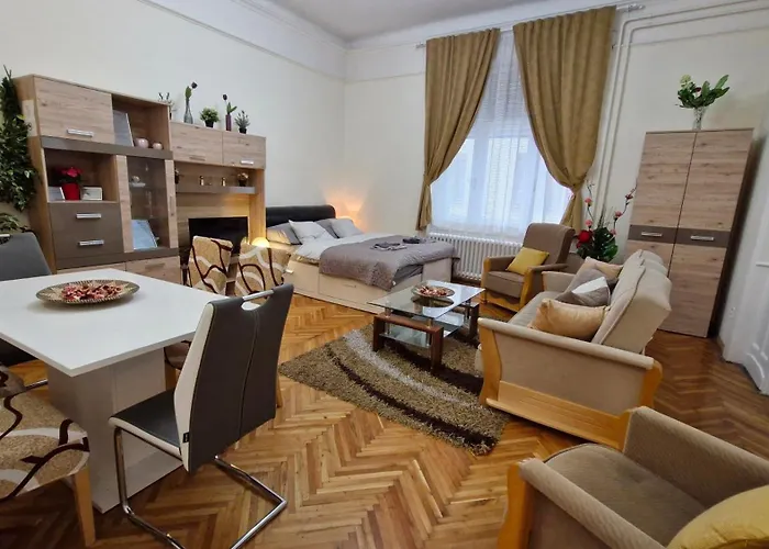 River Center Apartment